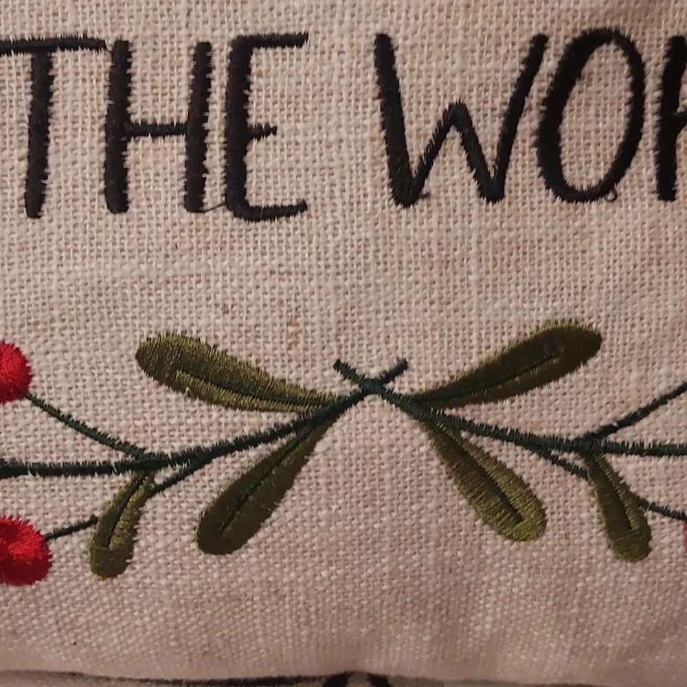 Nwt Joy to the World pillows fiberfill 100% Polyester